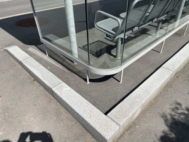 MOBUL-Abribus-Bulle_02-1200x900