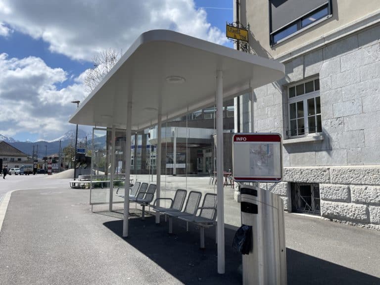 MOBUL-Abribus-Bulle_08-1200x900